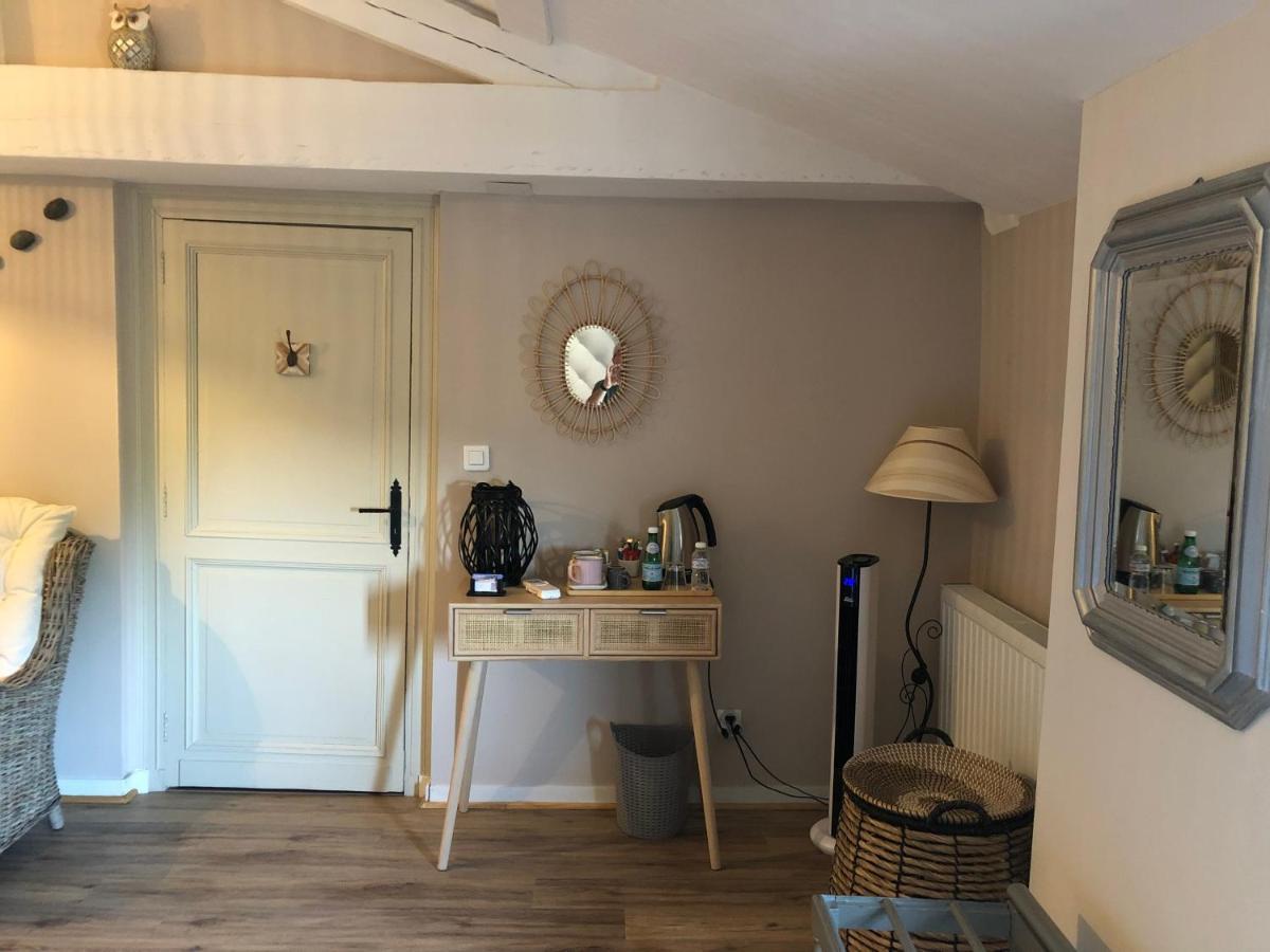 Le Numero 15 Saint-Seurin-sur-l'Isle 외부 사진
