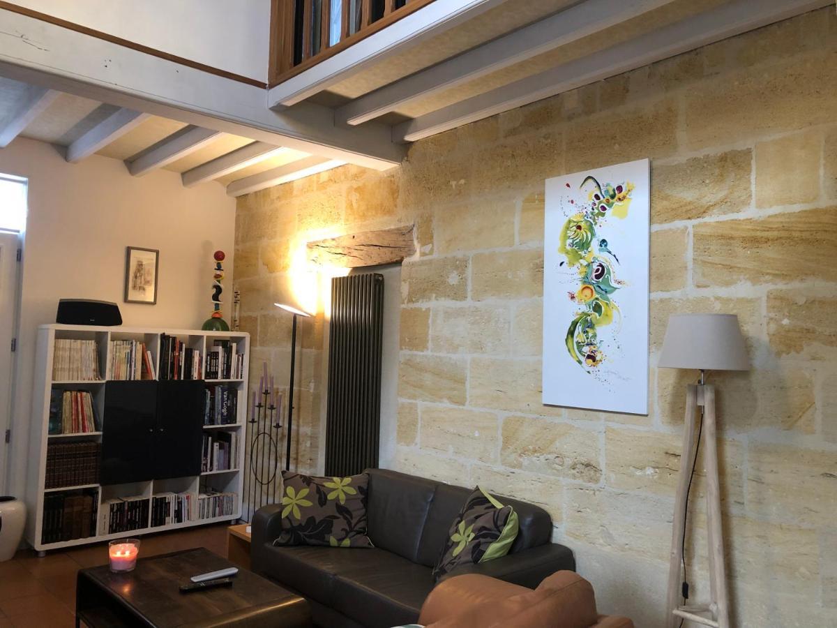 Le Numero 15 Saint-Seurin-sur-l'Isle 외부 사진